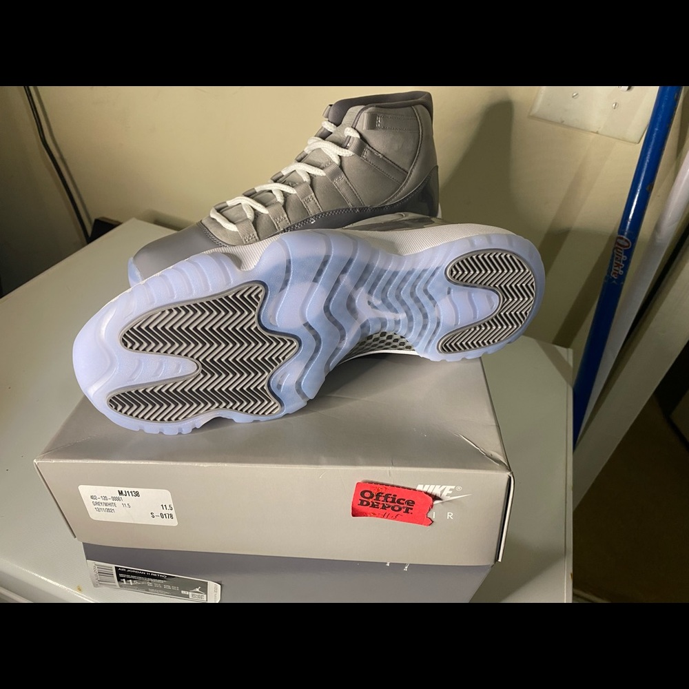 Cool Grey 11s 11.5 Brand New